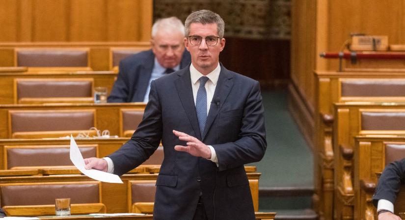 Egyelőre lekerül a törvényalkotási bizottság napirendjéről az átláthatósági törvény