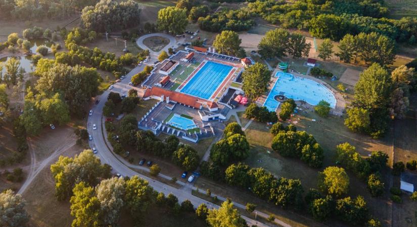 Nyitva a strand az idei szezonra
