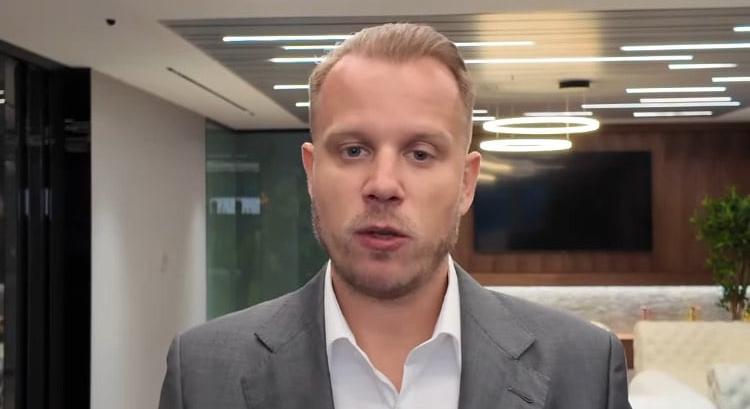 Vasvari Vivien férje válaszolt Molnár Áronnak: halálosan fenyegetik a gyerekeit