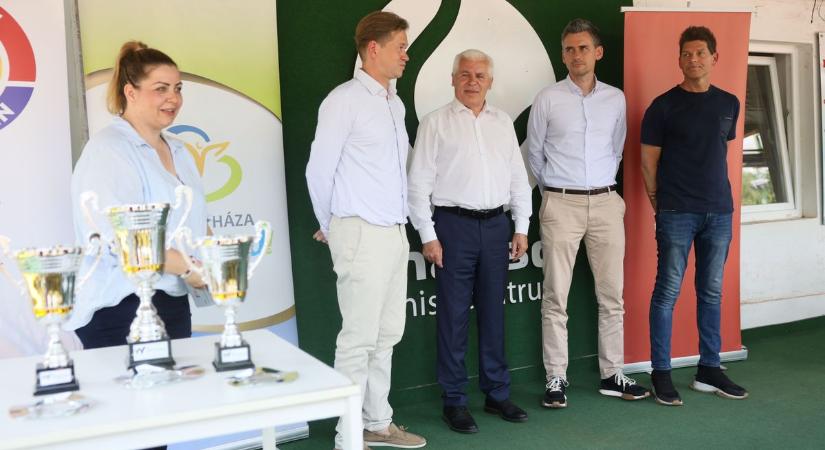 Ismét nemzetközi tenisztornák Nyíregyházán