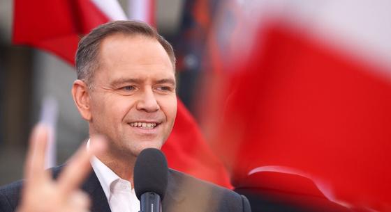 Lengyel példán látjuk: a NER-t nem lehet lebontani jogállami eszközökkel – Domány András a Fülkében