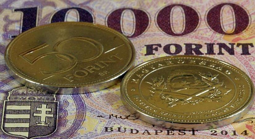 Beleolvadt az aszfaltba a forint