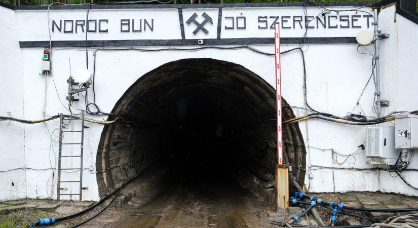 Sokkoló felvételek Parajdról – a pusztító árvíz után megállt az élet