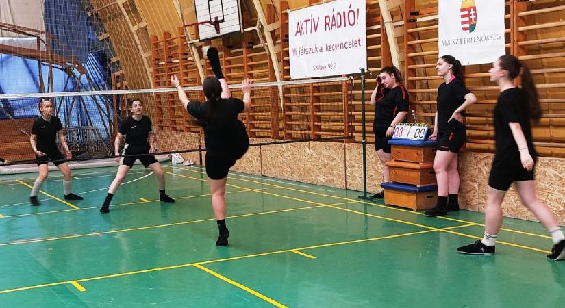 Gyűjtötték a győzelmeket az újszásziak