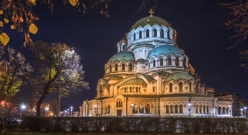 Jövőre újra bővülhet az eurózóna: búcsú a bolgár levától