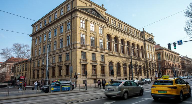 Történelmi siker kapujában a magyarok
