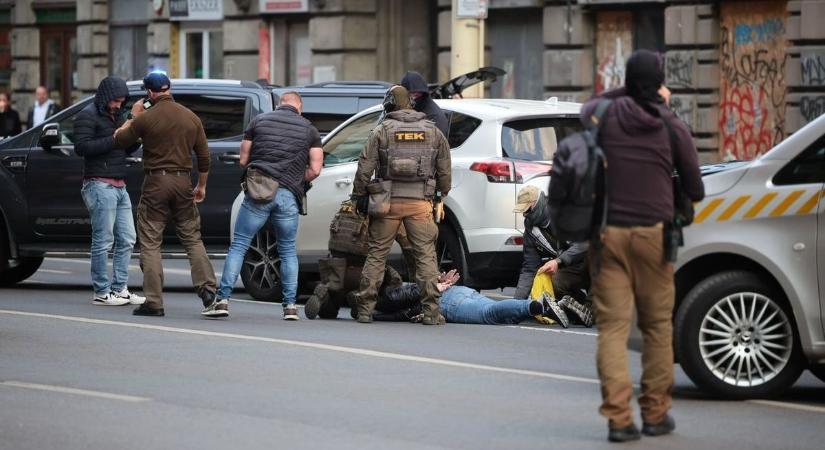 Döntött a bíróság: börtönben marad a kémkedéssel gyanúsított Holló István