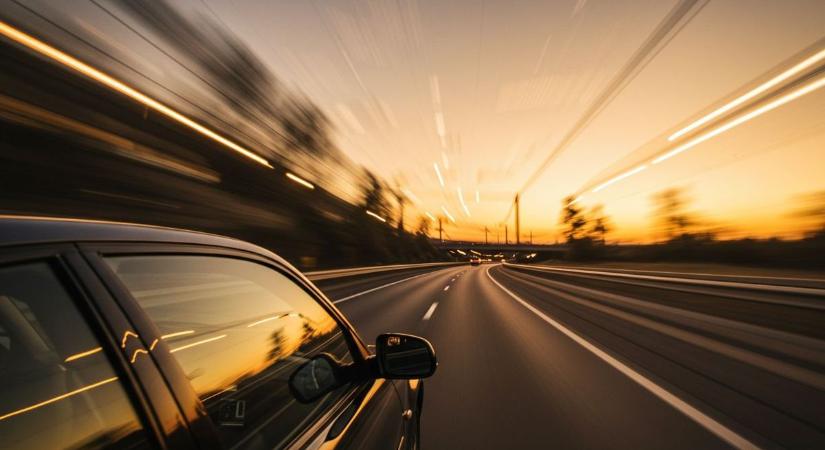 Gyorshajtási bírság: 11 milliós büntetést szedett össze egy férfi egyetlen traffipaxnál Olaszországban
