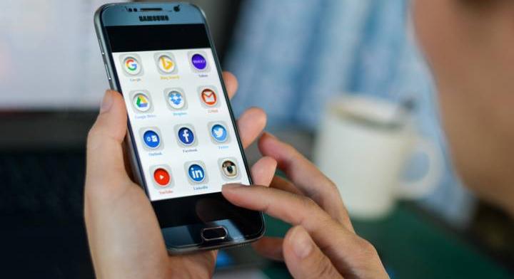Ennyi volt: ezeken a telefonokon a YouTube mostantól nem lesz elérhető