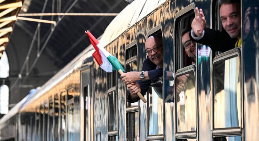 Elindult a 12. Boldogasszony zarándokvonat Budapestről a csíksomlyói pünkösdi búcsúra