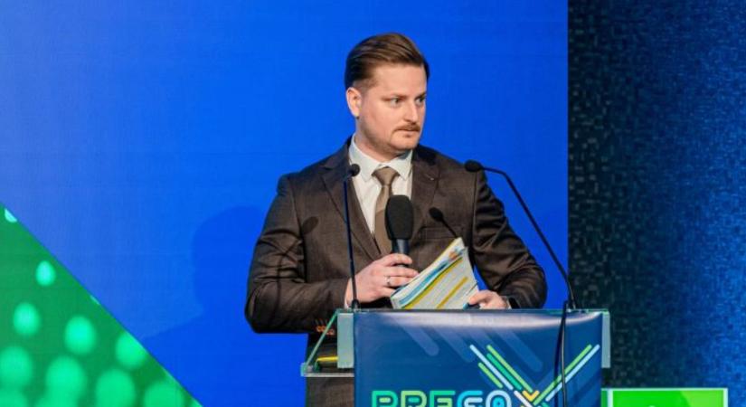 Drónnal permetezni? A magyar szakértő szerint nincs okunk a szégyenre