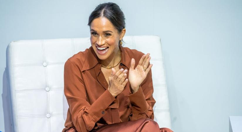 Így táncolt a szülőszobán a 41. hetes Meghan Markle