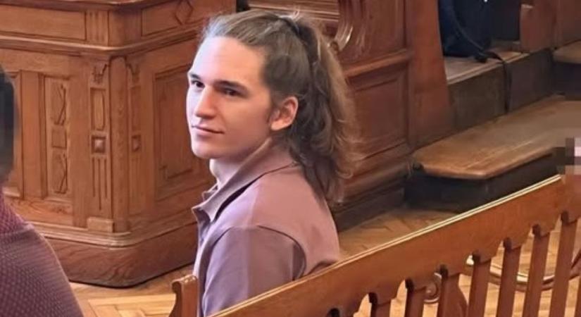 Éhségsztrájkba kezdett a magyarverő antifa – vigyorogva érkezett a tárgyalásra, és arcátlan követeléssel állt elő