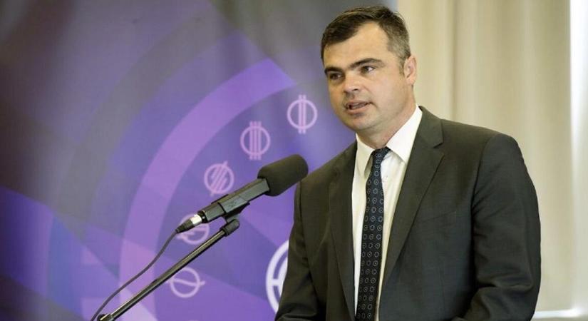Minden leánycégét kiürítette az Index tulajdonosa