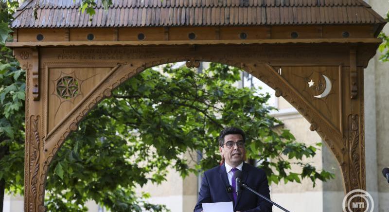 Zsigmond Barna Pál: amíg nemzeti kormány van, a magyar nemzet lélekben és közjogilag is egységes marad