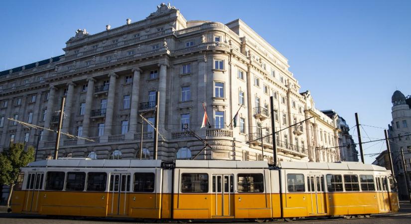 Pénteken 10 percre leáll a tömegközlekedés Budapesten, erre számíthatnak az utasok