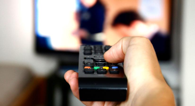 Többmilliós bírságot kapott és eljárás is indult a TV2-vel szemben