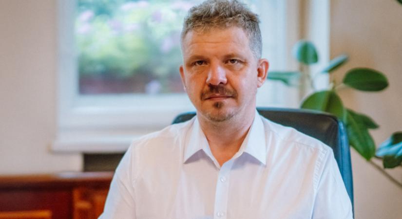 Újabb 60 napra eltiltanák Soós Zoltán polgármestert