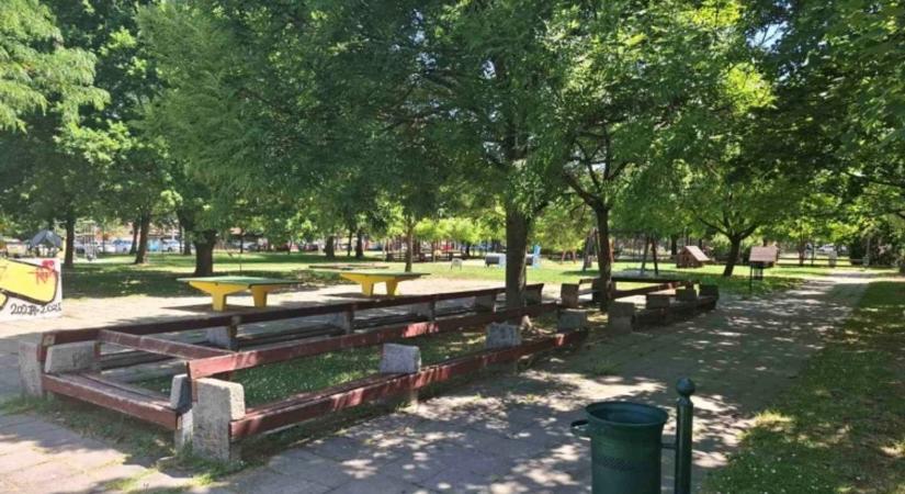 Magára hagytak egy kisfiút a nagyszülei egy szekszárdi játszótéren