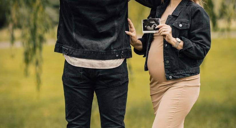 Bomba hírt jelentett be a borsodi énekesnő!
