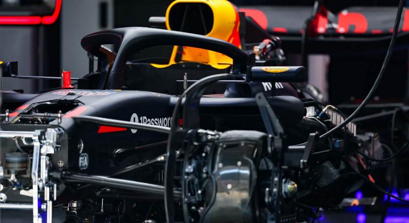 F1: Veterán pilóta jelentkezett Verstappen mellé