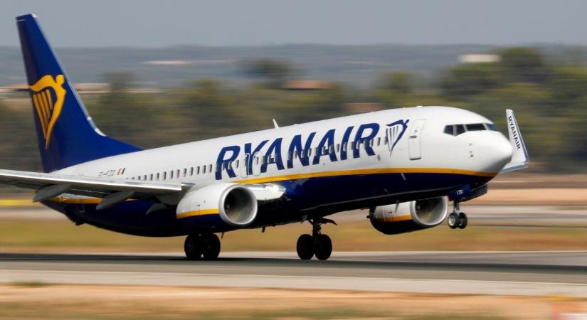 Horror a Ryanair járatán: turbulencia miatt sérült meg több utas, kényszerleszállás lett a vége