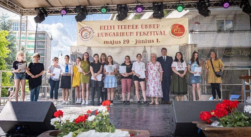 Diákok álmodták újra a hungarikumokat, díjazták a legszebb alkotásokat