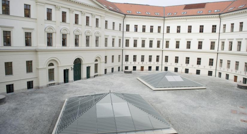 Az NKE konferenciáján adott elő újra a holokauszttagadó volt iráni elnök