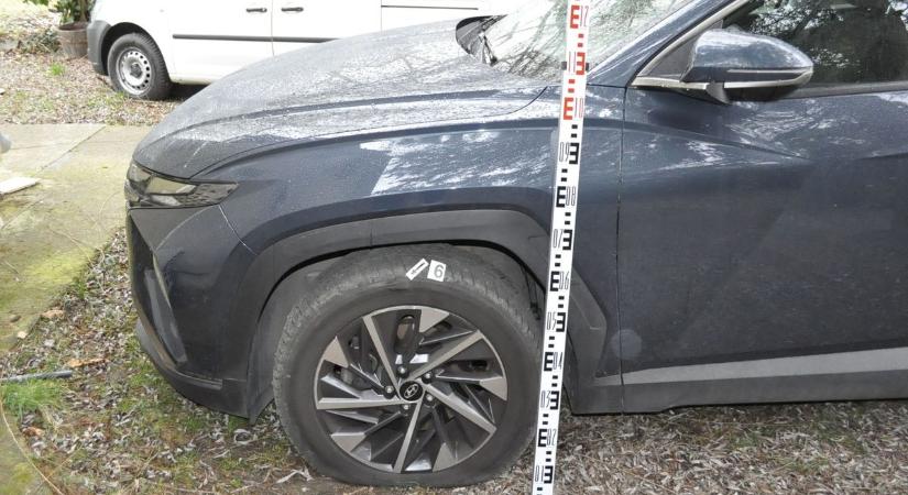 Vigyázz, hová parkolsz! – Féltékenységből rongálták meg az autóját