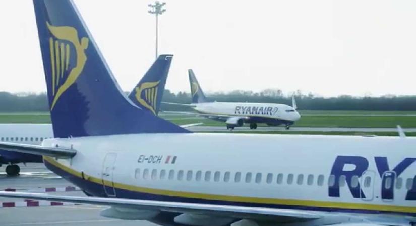 Elszabadult a pokol a Ryanair járatán: kényszerleszállást hajtott végre a repülőgép, 9 utas megsérült
