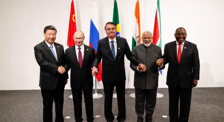 BRICS vs G7, melyik tömb az erősebb 2025-ben?