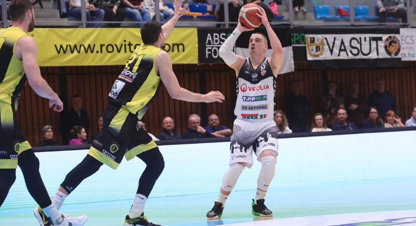 Újabb játékosok búcsúztak a Pantherstől