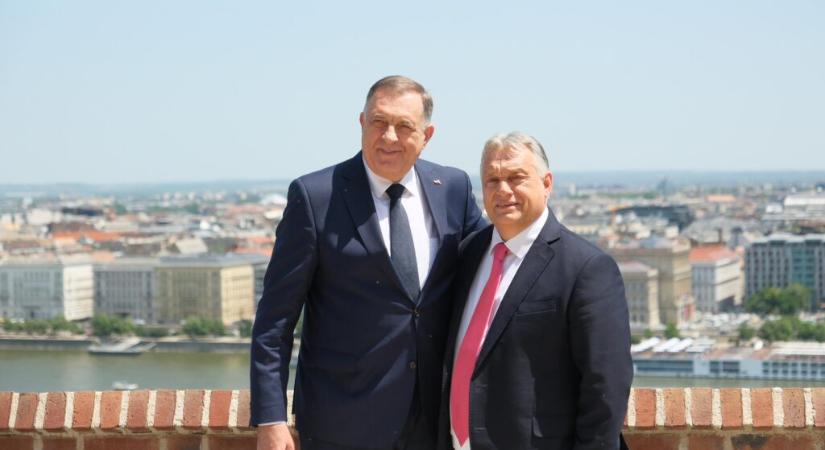 A Boszniában körözött Dodik megérkezett Budapestre