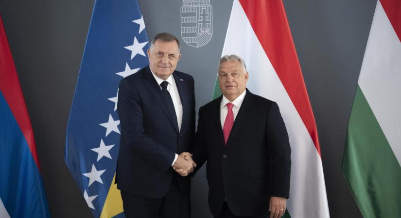 Börtönbüntetésre ítélt vezetőt fogadott Orbán Viktor