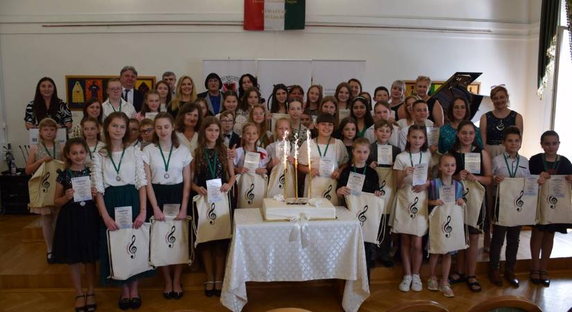 A VII. ZeneVarázslat beregszászi zárókoncertjén - Jövőépítés a zene erejével
