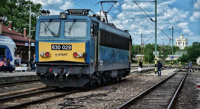 Lerobbant egy balatoni intercityjárat, ezért a vezérigazgató döntött: nem húzzák tovább az időt