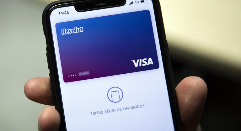 Saját ATM-eket vezet be a Revolut
