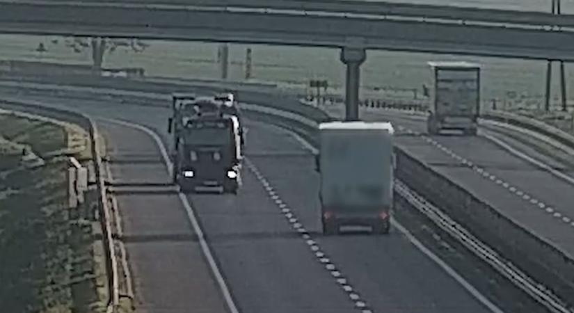Egy kamionos 10 kilométeren keresztül szemben hajtott a forgalommal ( videó)