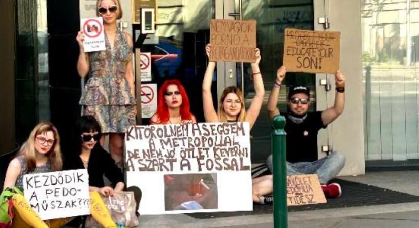 “Kitörölném a seggem a Metropollal, de nem jó ötlet keverni a…” – Szabó Bence is demonstrált a Mediaworks ellen