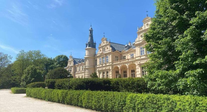 Lázár János visszavonta döntését, ezzel megváltoztatta a Wenckheim-kastély sorsát