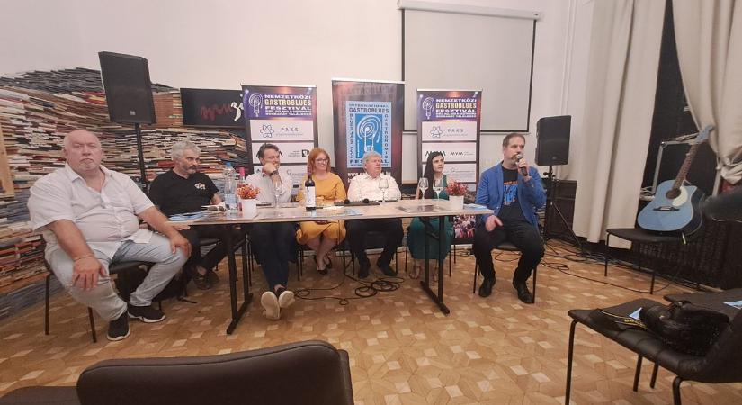 Pakson ismét szól majd a blues és a rock (videóval)
