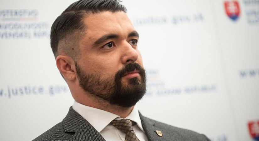 Feljelentést tesz a SIS igazgatója Zdechovský állítólagos megfigyelése kapcsán
