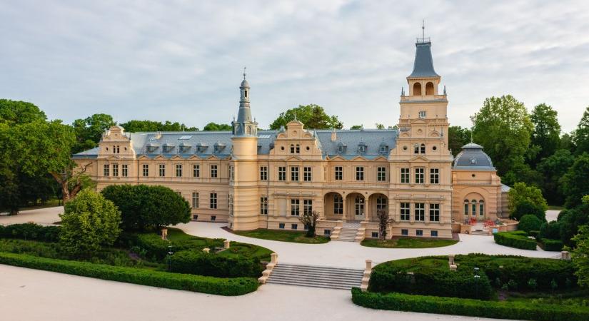 Lázár János visszavonta döntését – ez lesz a Wenckheim-kastély sorsa