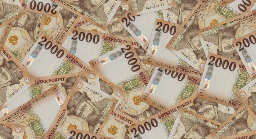 Nem túl jók a kilátások: rontotta növekedési előrejelzéseit az Erste és az OTP