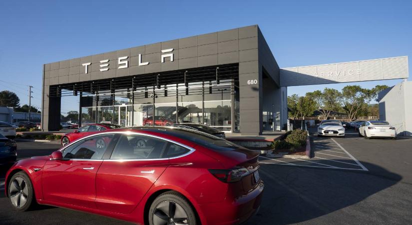 Tesla kontra BYD: pluszok, mínuszok kivételekkel