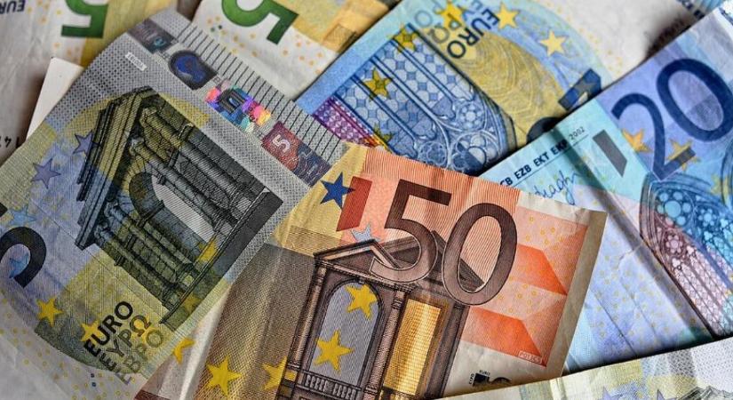 Így nyitott a forint
