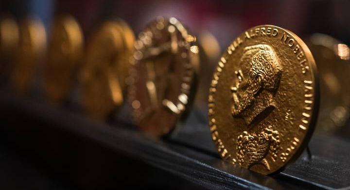 Híres magyarok kvíze: tudod, ki az egyetlen irodalmi Nobel-díjasunk?