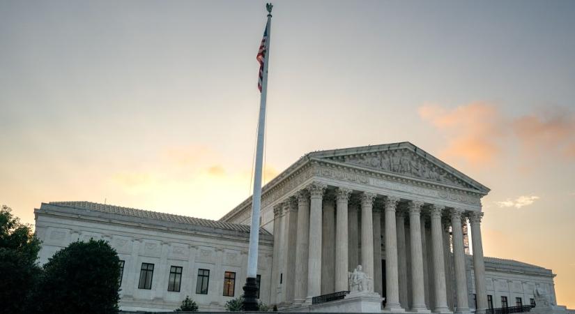 Egy munkahelyét diszkriminációval vádoló heteroszexuális nő javára döntött az amerikai legfelsőbb bíróság