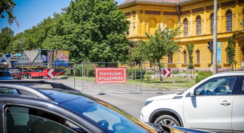 Felbolydul a város, útlezárásokba ütközhet több helyen