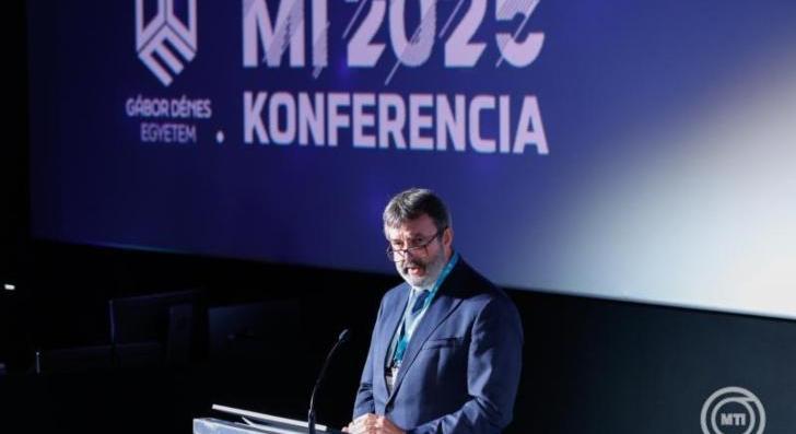 Átdolgozott mesterséges intelligencia stratégia
